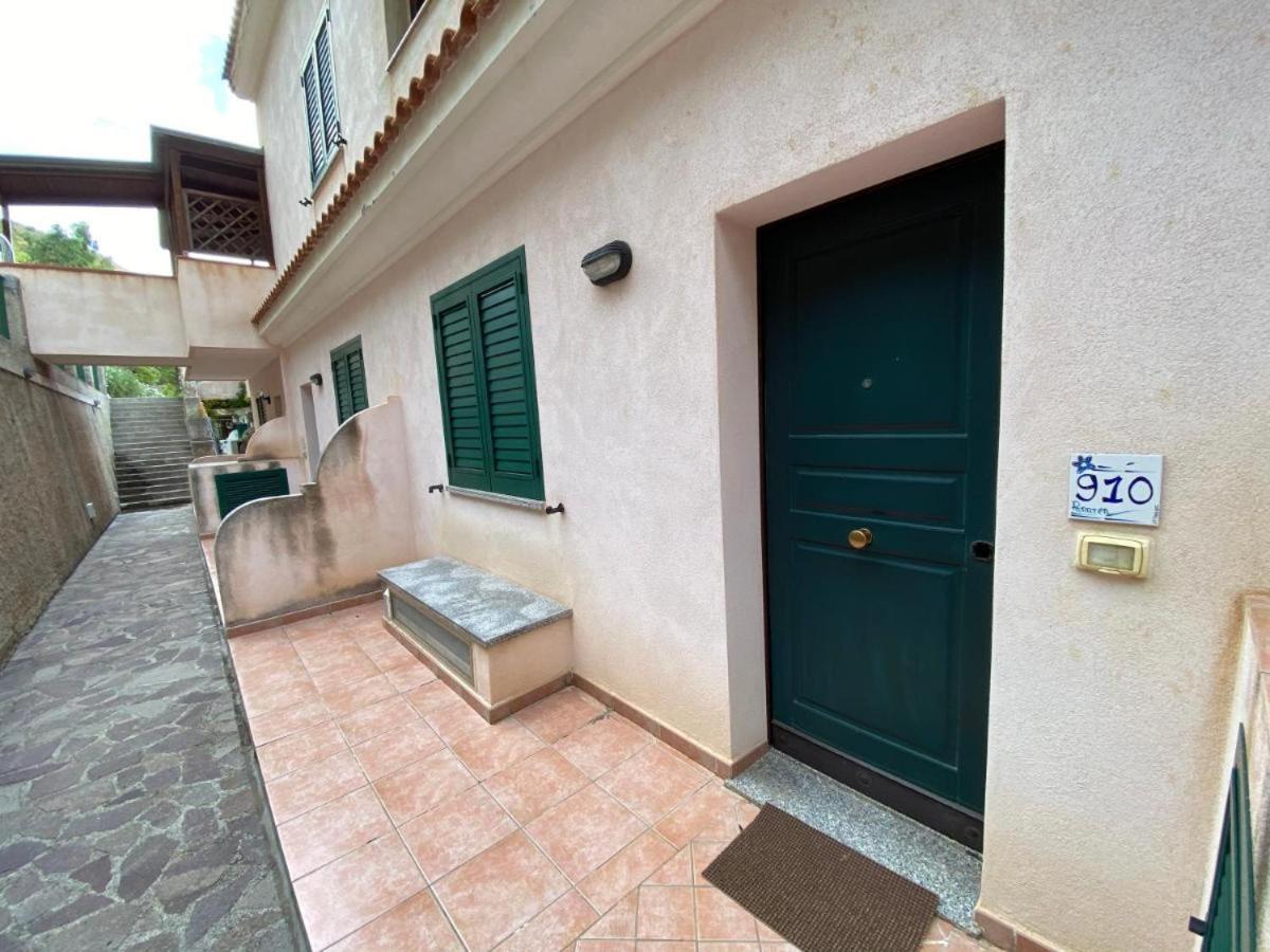 Vrclub - Villa Ridente Residence San Giorgio (Messina) Exterior foto