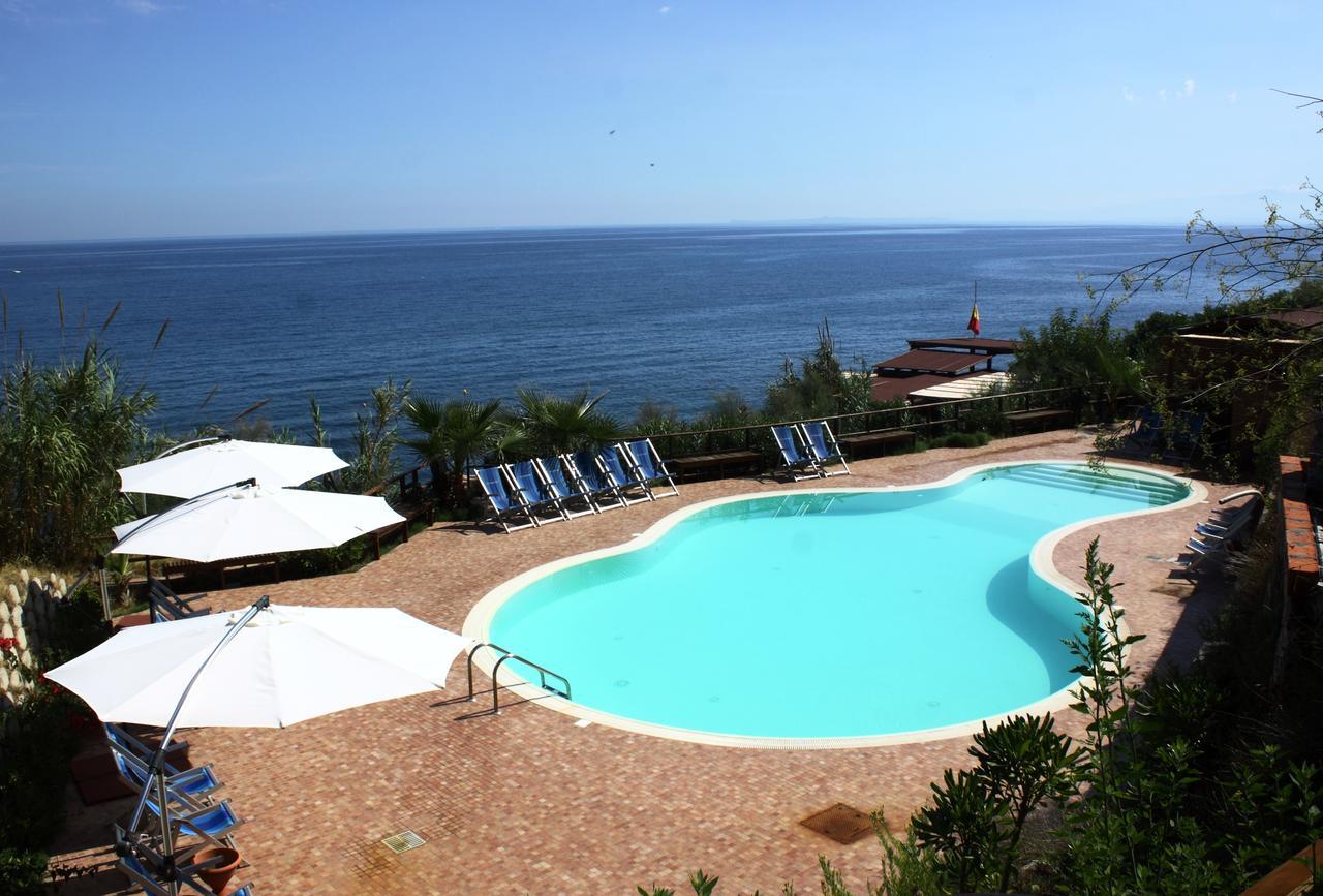Vrclub - Villa Ridente Residence San Giorgio (Messina) Exterior foto